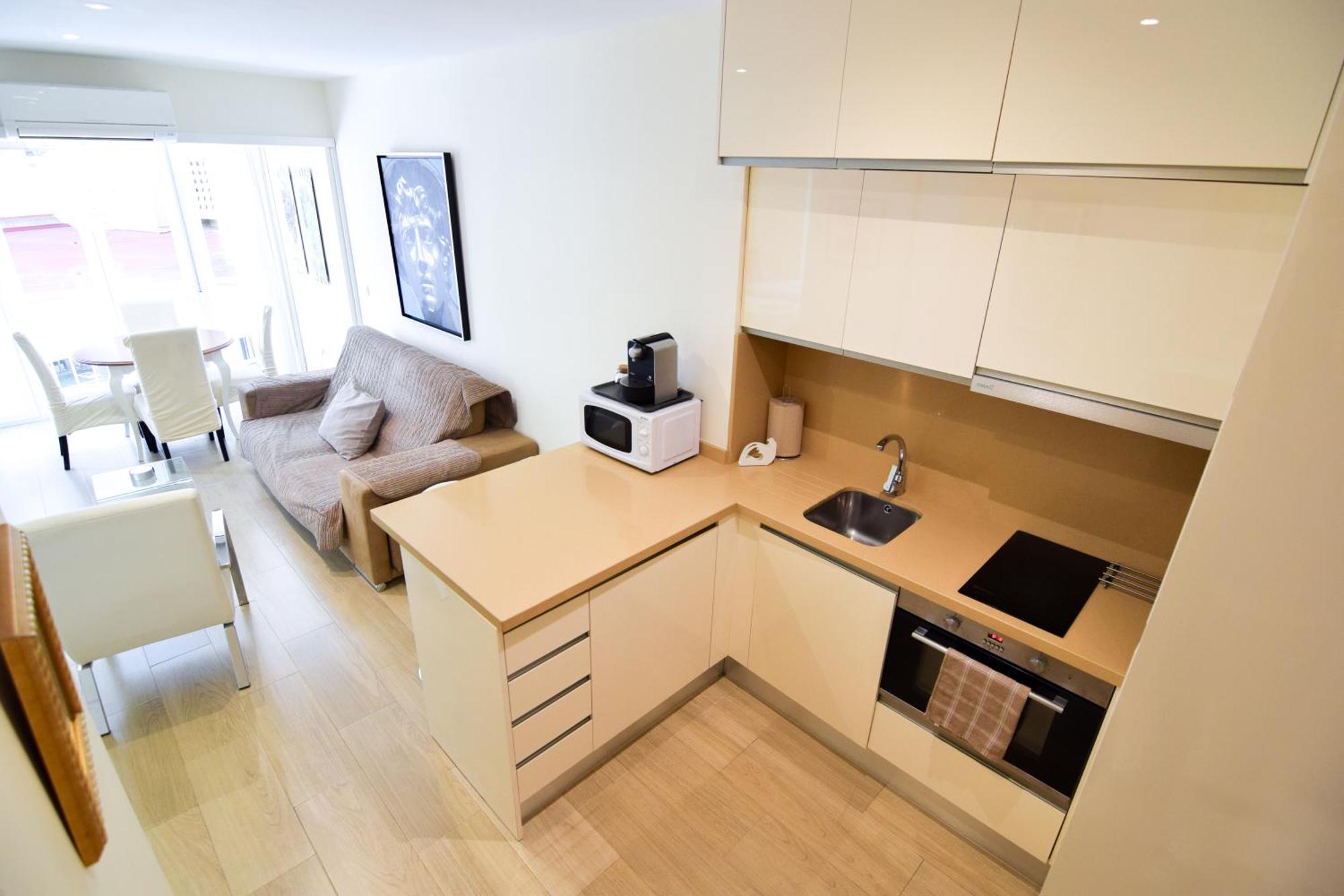 Malagueta Beachside Charm Leilighet Málaga Eksteriør bilde