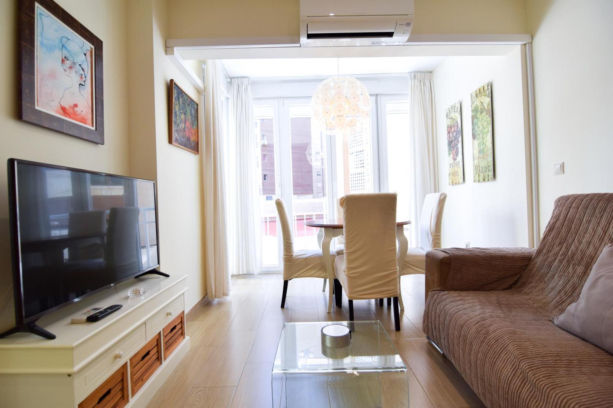Malagueta Beachside Charm Leilighet Málaga Eksteriør bilde